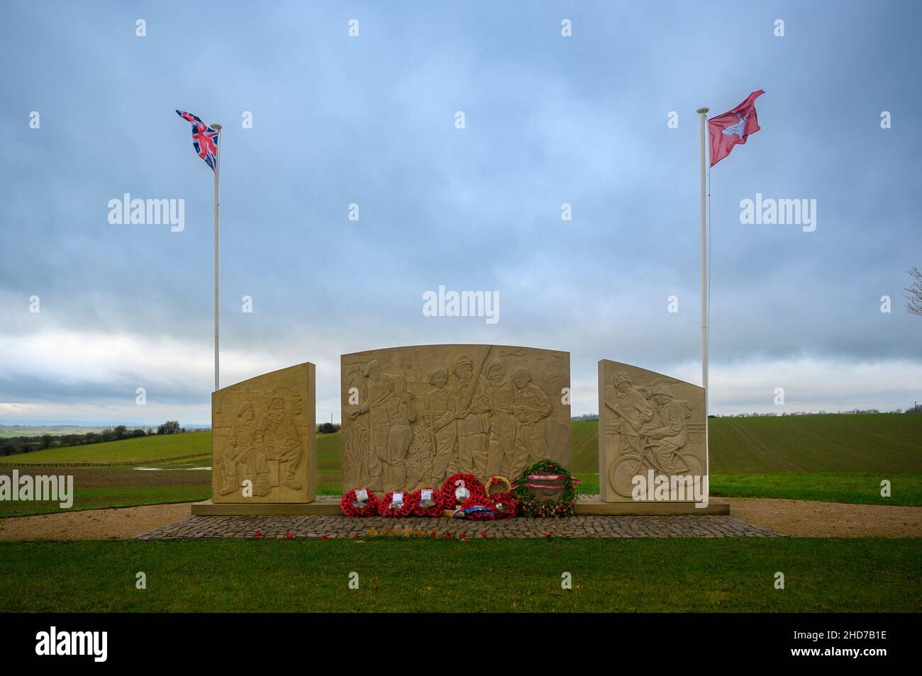 Burrough on the Hill, Melton Mowbray, Leicestershire, Großbritannien. Ein Denkmal für das 10th Bataillon, Fallschirmjäger-Regiment, das in der Gegend lebte, bevor es mit dem Fallschirm in die Schlacht von Arnhem abrutschte Stockfoto