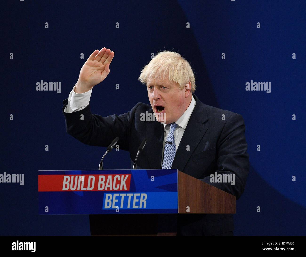 Premierminister Boris Johnson hielt seine Grundsatzrede am letzten Tag der Konferenz der Konservativen Partei in Manchester. (c) Dave Johnston Stockfoto