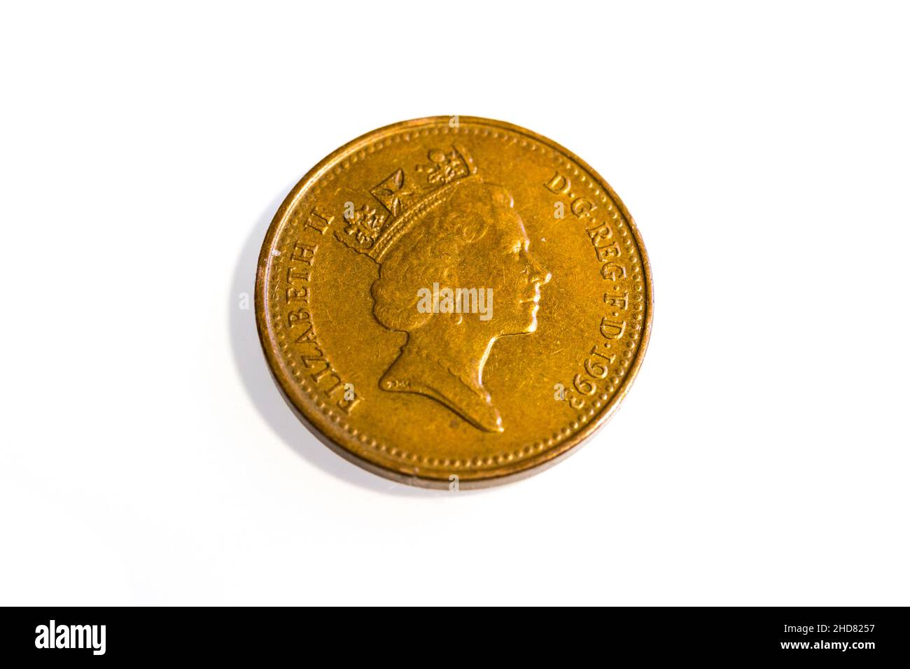 Britische Währung, eine Penny-Münze 1993, Schwanz, isoliert auf Weiß Stockfoto