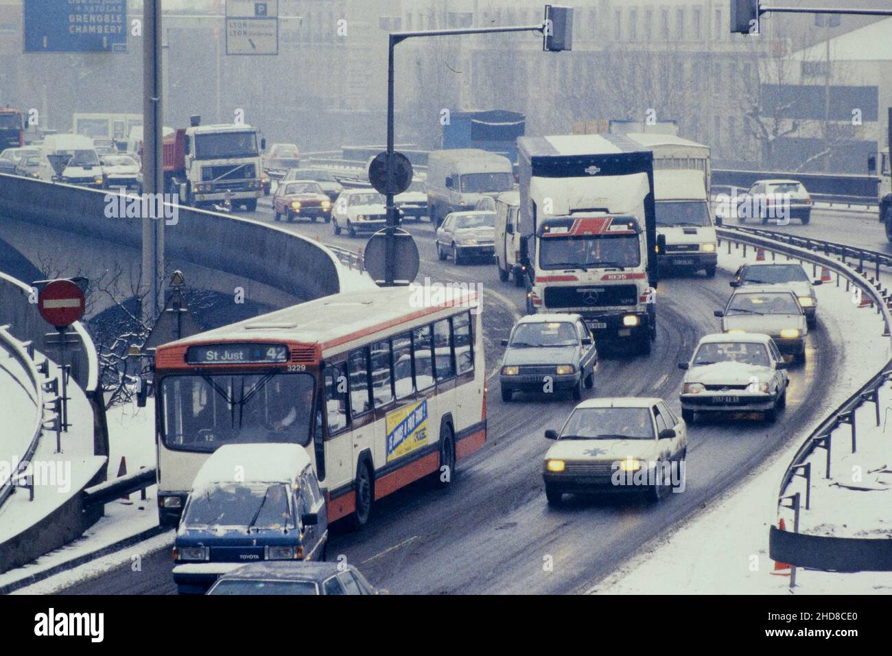 Archiv 80ies: Fourvieres-Tunnel, kritischer Transitpunkt, Perrache-Bezirk, Lyon, Zentralfrankreich Stockfoto