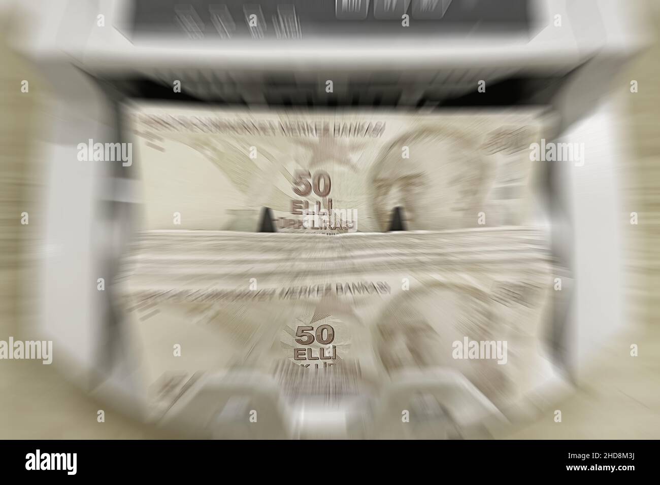 Türkische Lira-Banknoten in einer Geldzählmaschine Stockfoto