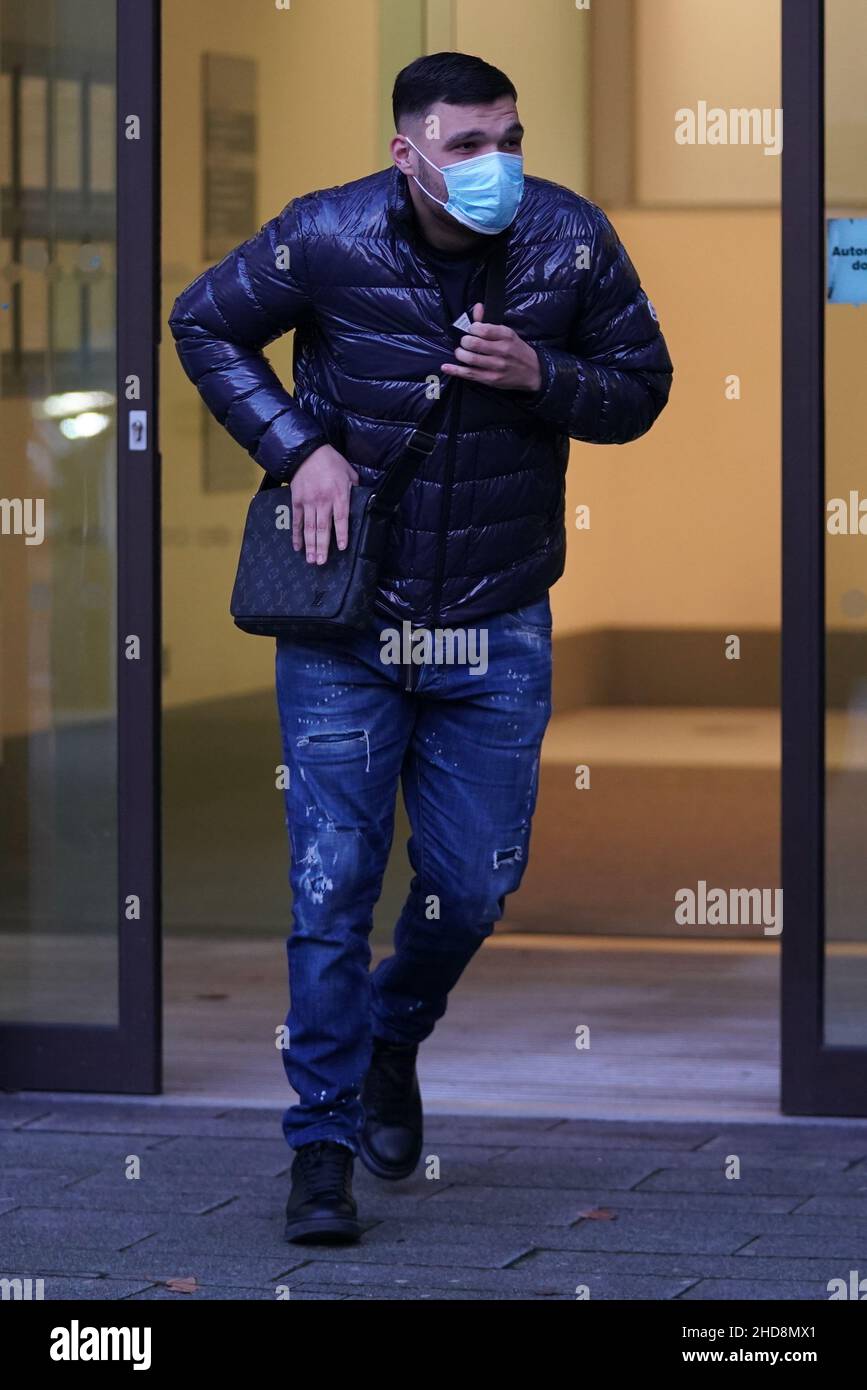 Jonathan Chew, 24, vor dem Londoner Amtsgericht von Westminster, wo er angeblich am 27. Juni im St. James's Park im Zentrum von London des Angriffs auf Englands Chief Medical Officer Professor Chris Whitty beschuldigt wird. Bilddatum: Dienstag, 4. Januar 2022. Stockfoto
