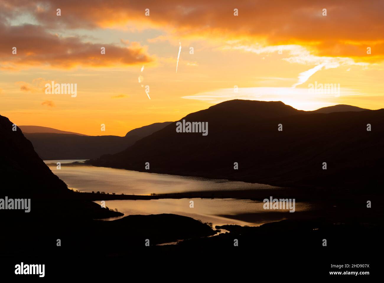 Sonnenaufgang über Loch More, North West Highlands Stockfoto