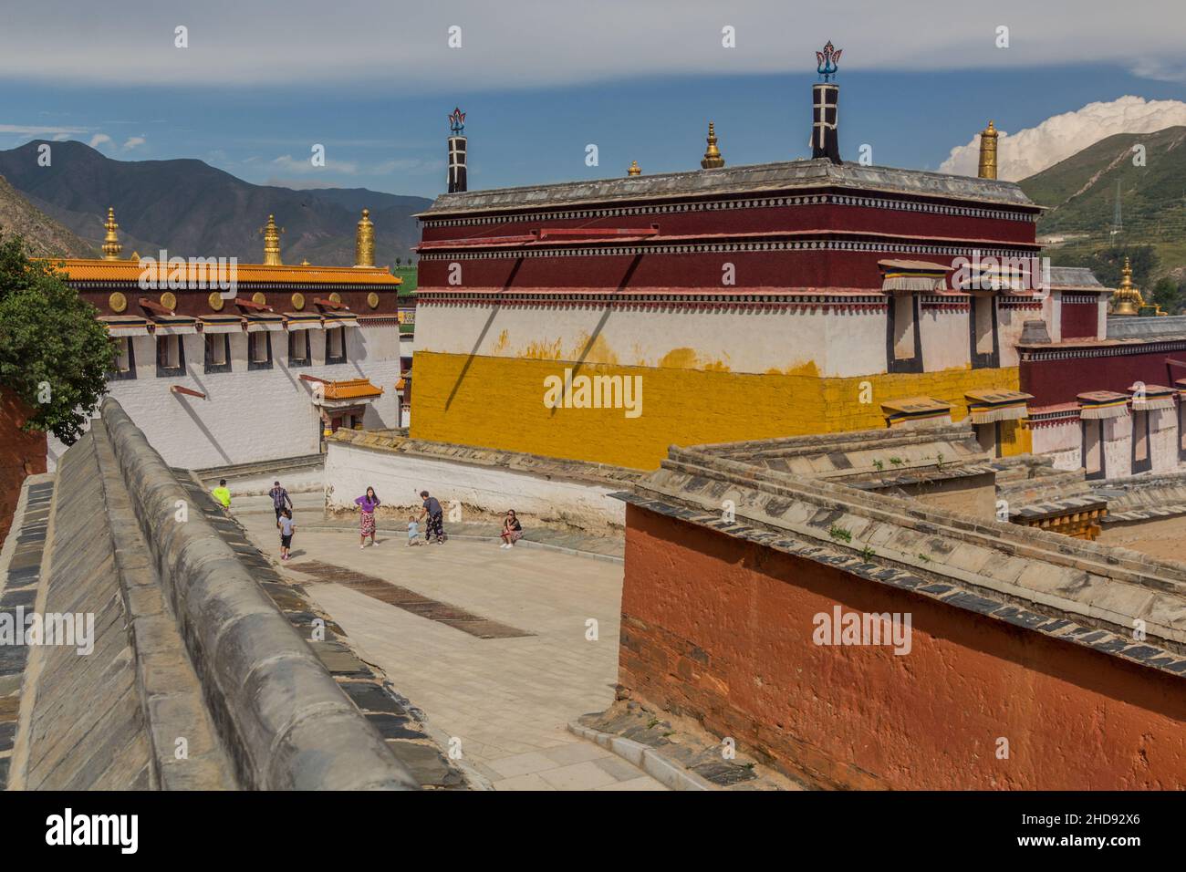 XIAHE, CHINA - 24. AUGUST 2018: Labrang Kloster in Xiahe, Provinz Gansu, China Stockfoto