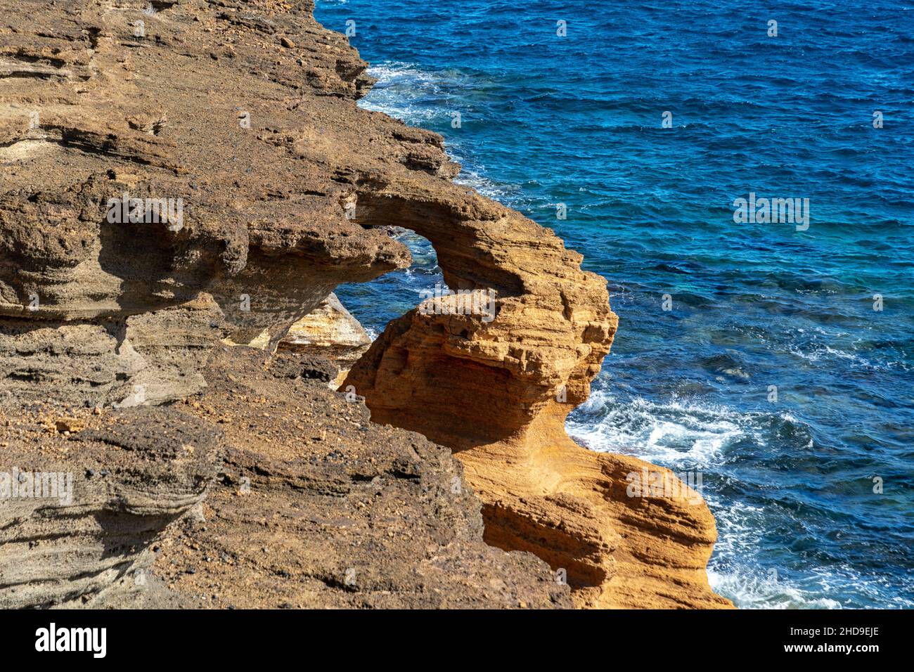 Die Felsen von Cala Amarilla auf der Kanarischen Insel Teneriffa Stockfoto