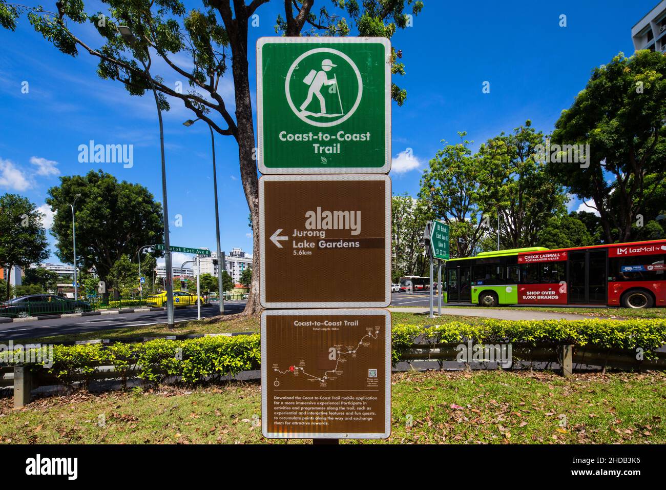 Der Coast-to-Coast Trail (Central) ist ein 36 km langer Wanderweg, der sich über Singapur erstreckt und Naturgebiete, Parks und Parkverbindungen verbindet. Stockfoto
