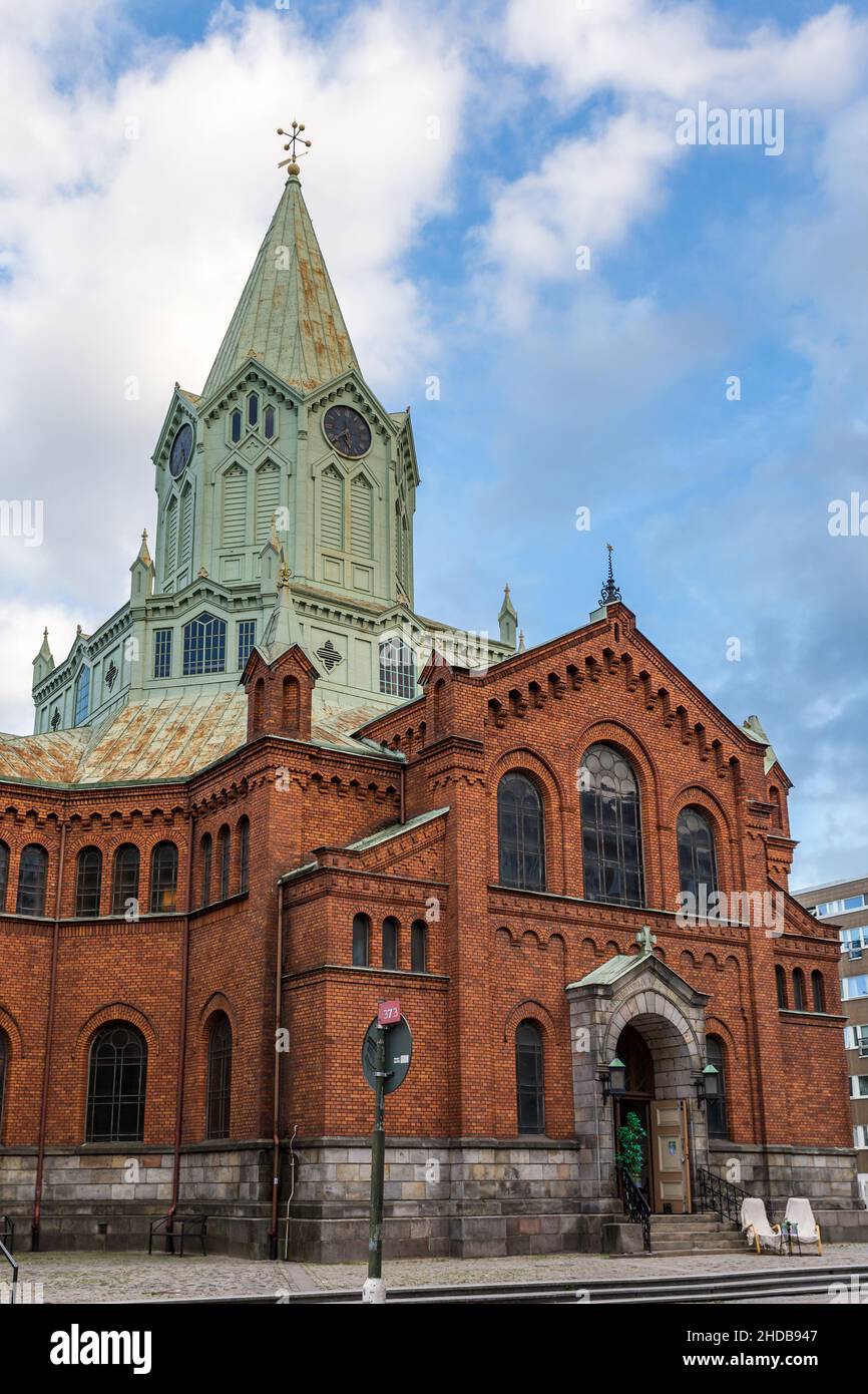 Rote Backsteinfassade der Caroli-Kirche in Malmö, Schweden, Europa Stockfoto