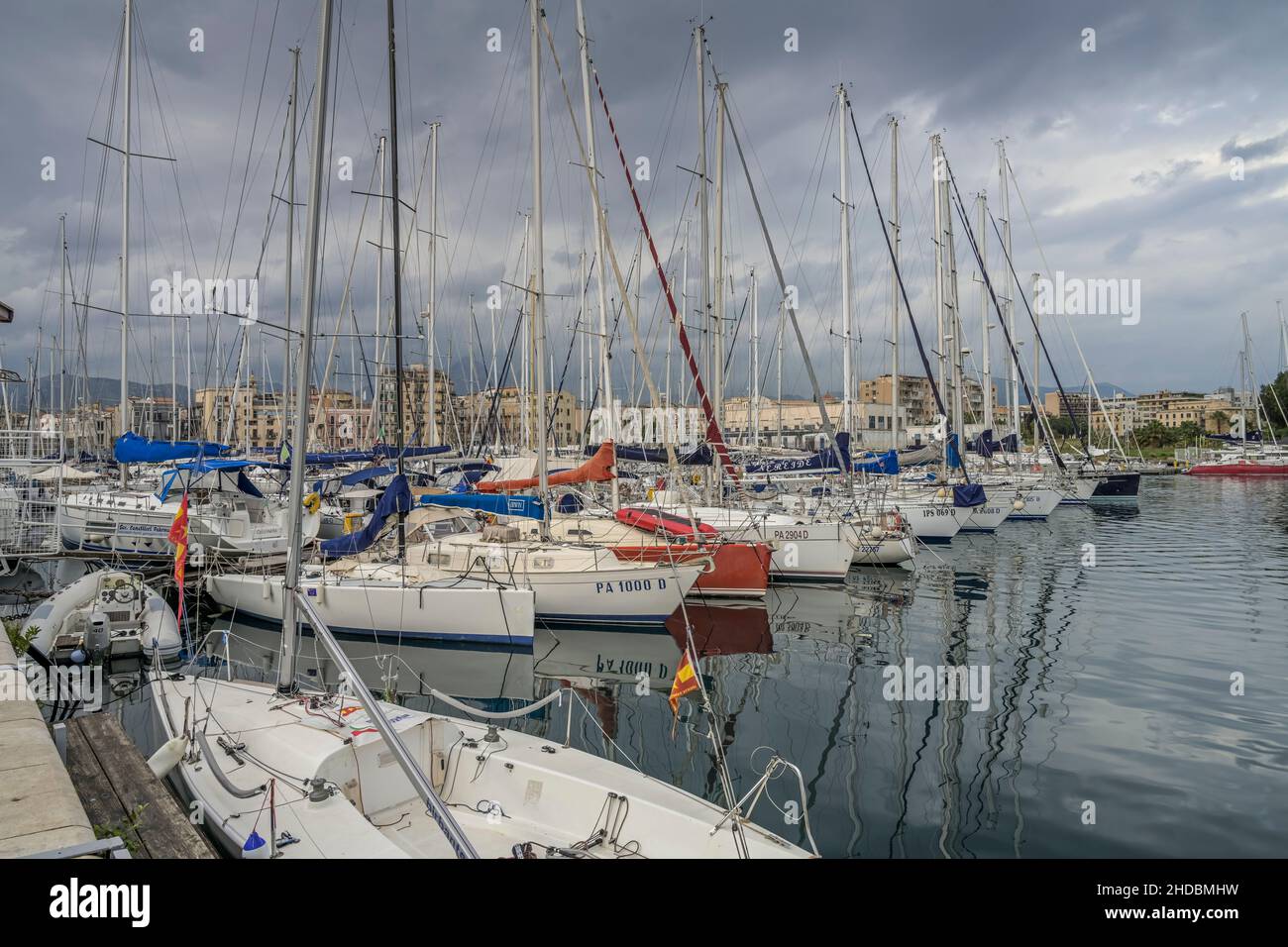 Yachthafen und Marina La Cala, Palermo, Sizilien, Italien Stockfoto
