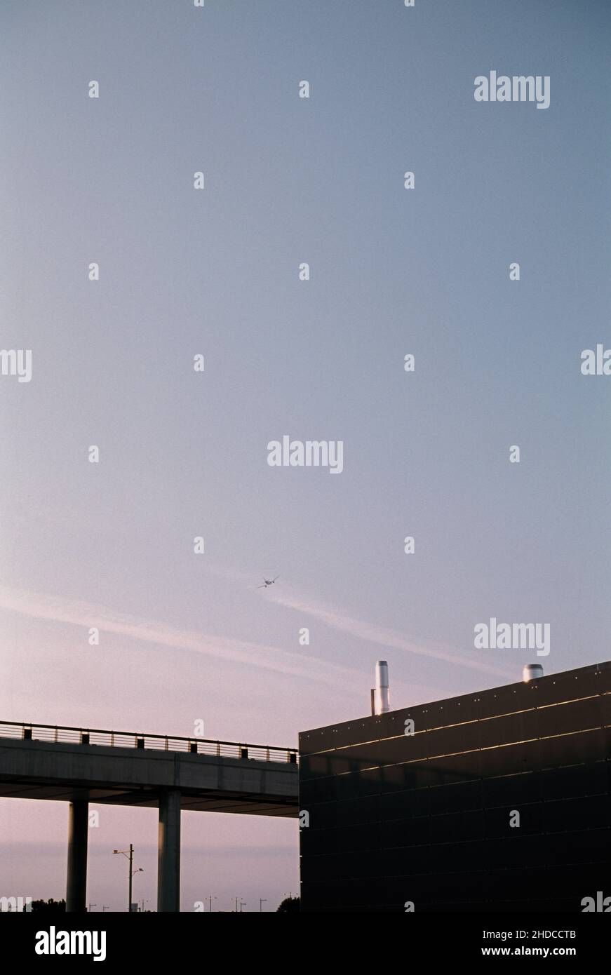 Am frühen Morgen Abflug des Flugzeugs vom Flughafen Barcelona Stockfoto