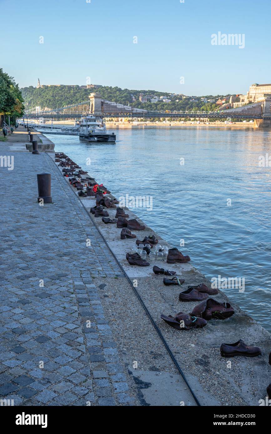 Schuhe am Donauufer in Budapest, Ungarn Stockfoto