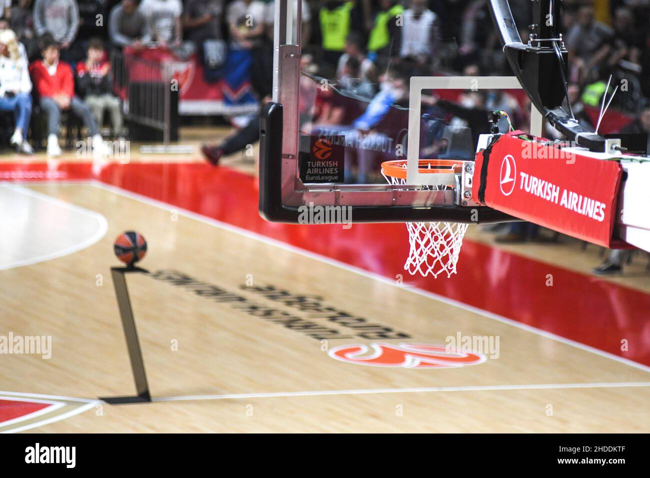 Euroleague Basketball: Felge, Court und Ball Stockfoto