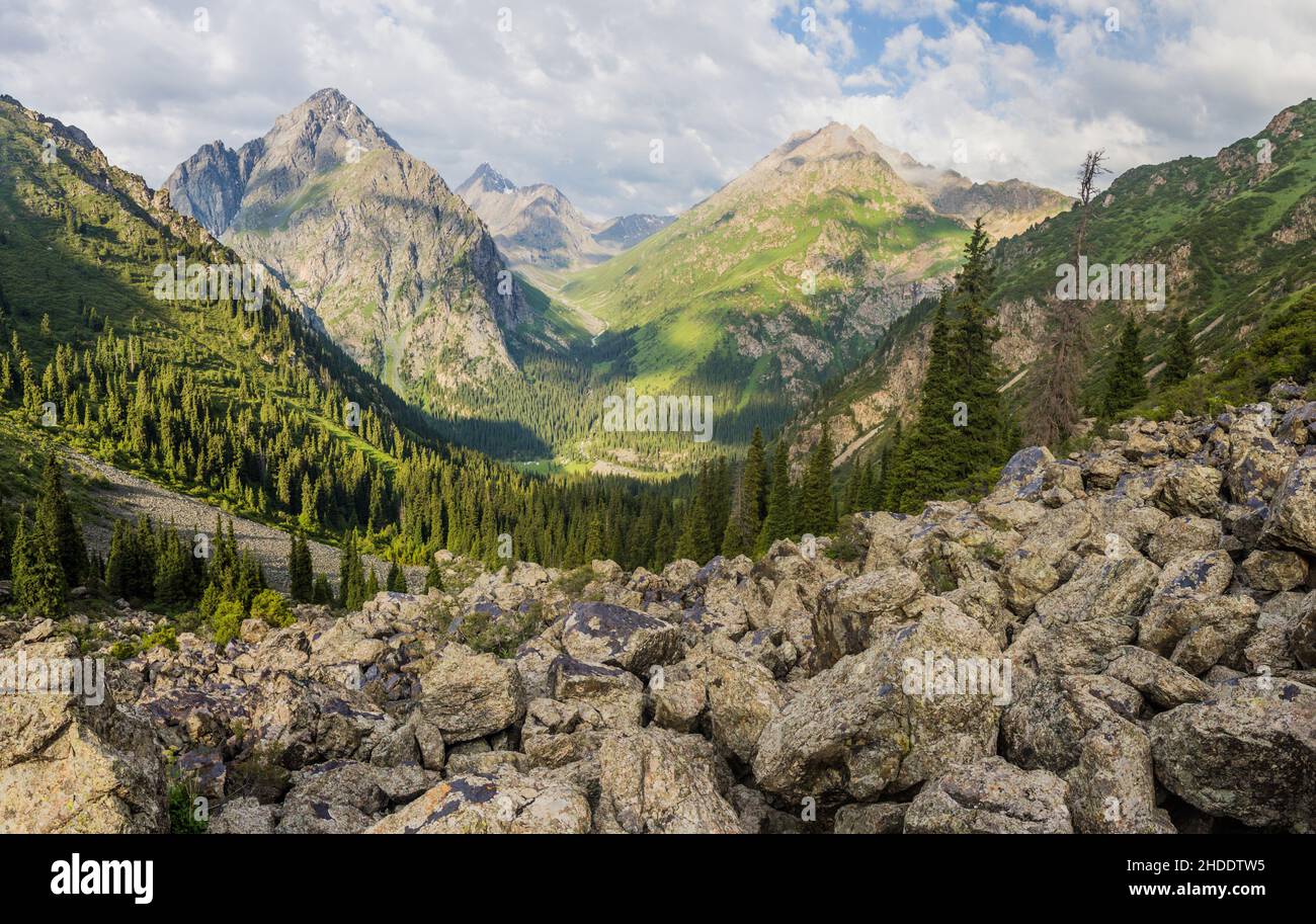 Karakol-Tal im Terskey Ala-too-Gebirge in Kirgisistan Stockfoto