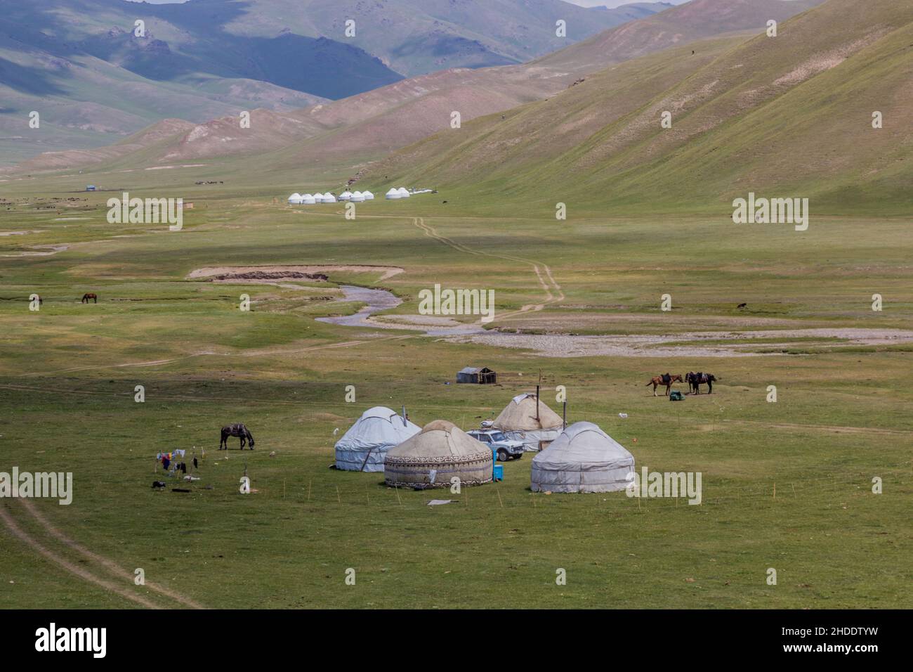 Jurtenlager in der Nähe des Song-Kul-Sees, Kirgisistan Stockfoto