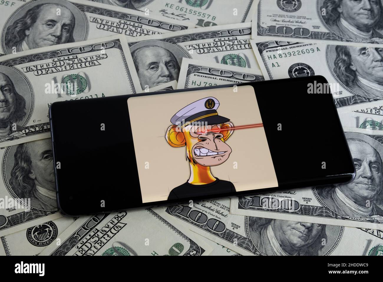 Bored Ape Yacht Club 3749 NFT auf dem Smartphone gesehen