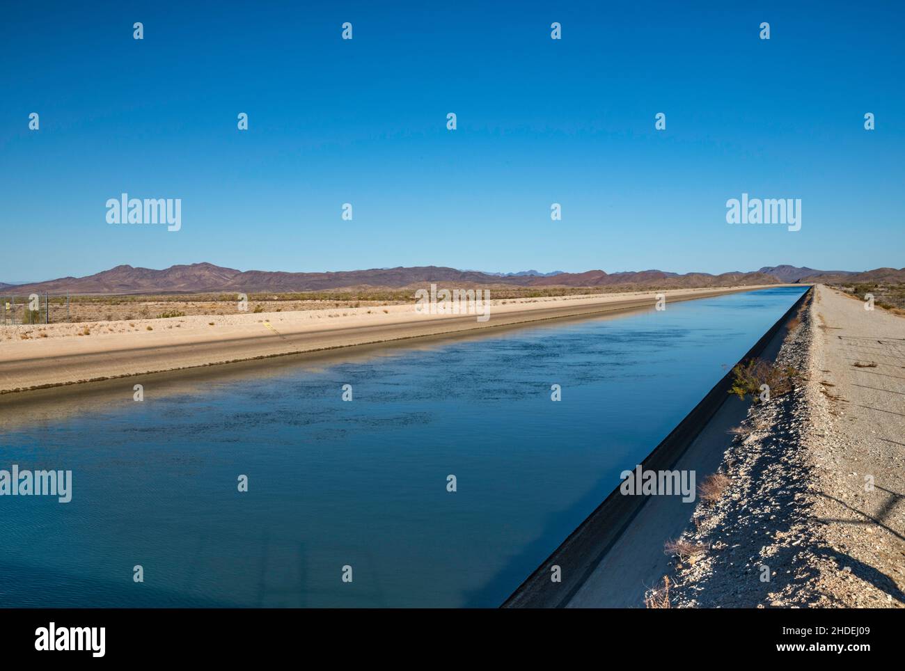 Arizona Project Canal, Swansea Mine Road, Sonoran Desert, Arizona, USA Stockfoto