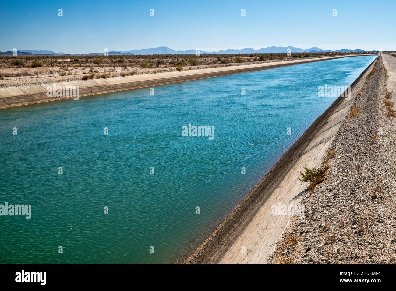 Arizona Project Canal, Swansea Mine Road, Sonoran Desert, Arizona, USA Stockfoto