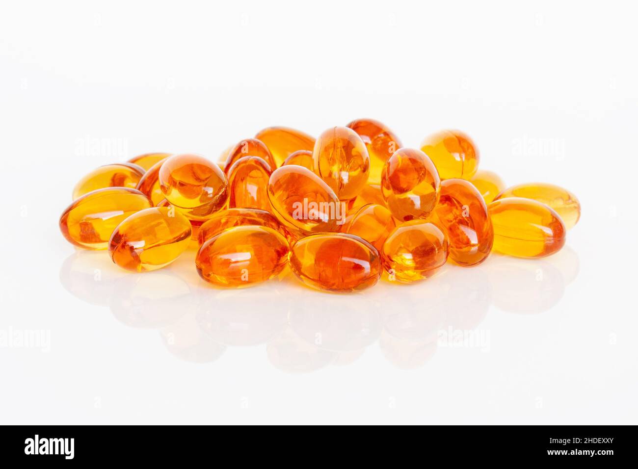 Vitamin-d-Supplement isoliert auf weißem Hintergrund. Stockfoto