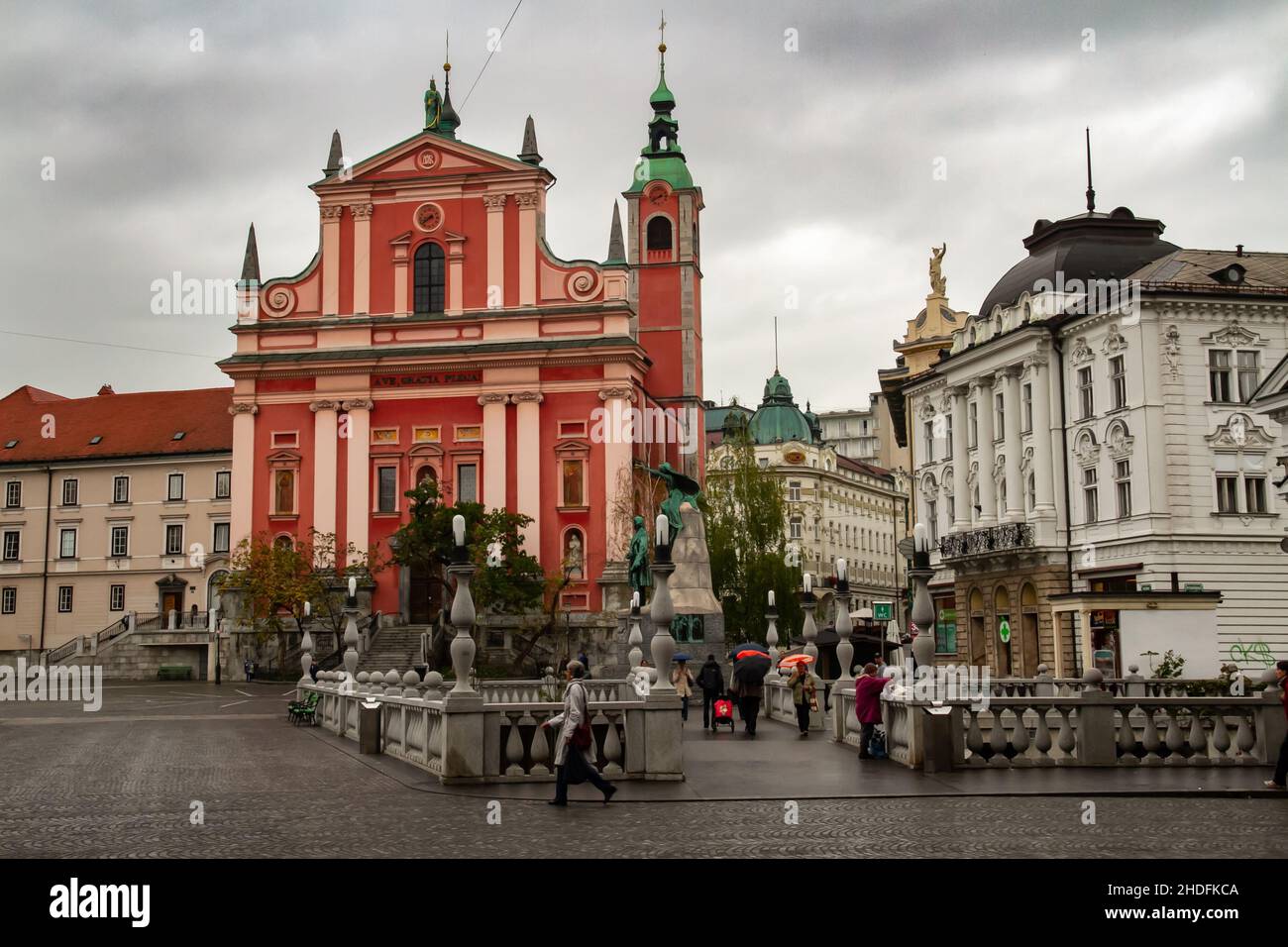 Slowenien, Ljubljana, Preseren-Platz, Kirche der Mariä Verkündigung Stockfoto