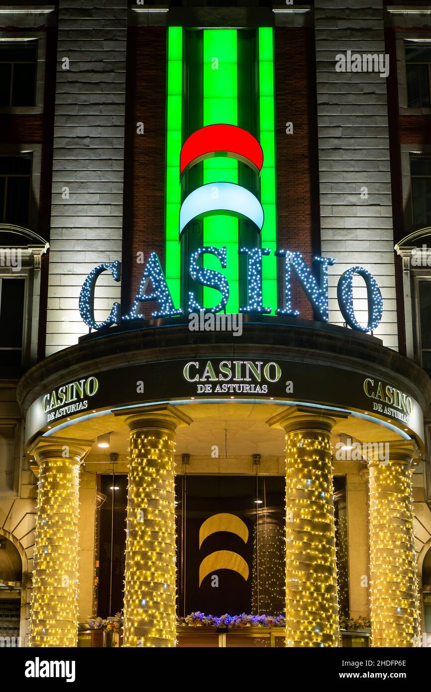 Casino in Gijon Asturias Spanien. Eingang, unter Hotel Arts Stockfoto