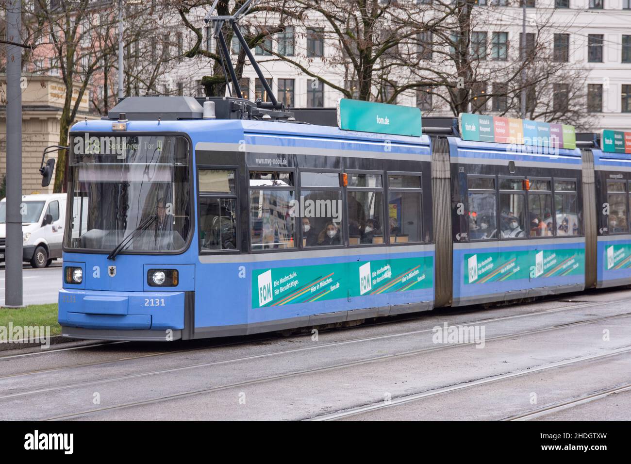 Die Straßenbahn München – officiell und im lokalen Sprachgebrauch als Tram oder Trambahn gekennzeichnet Stockfoto