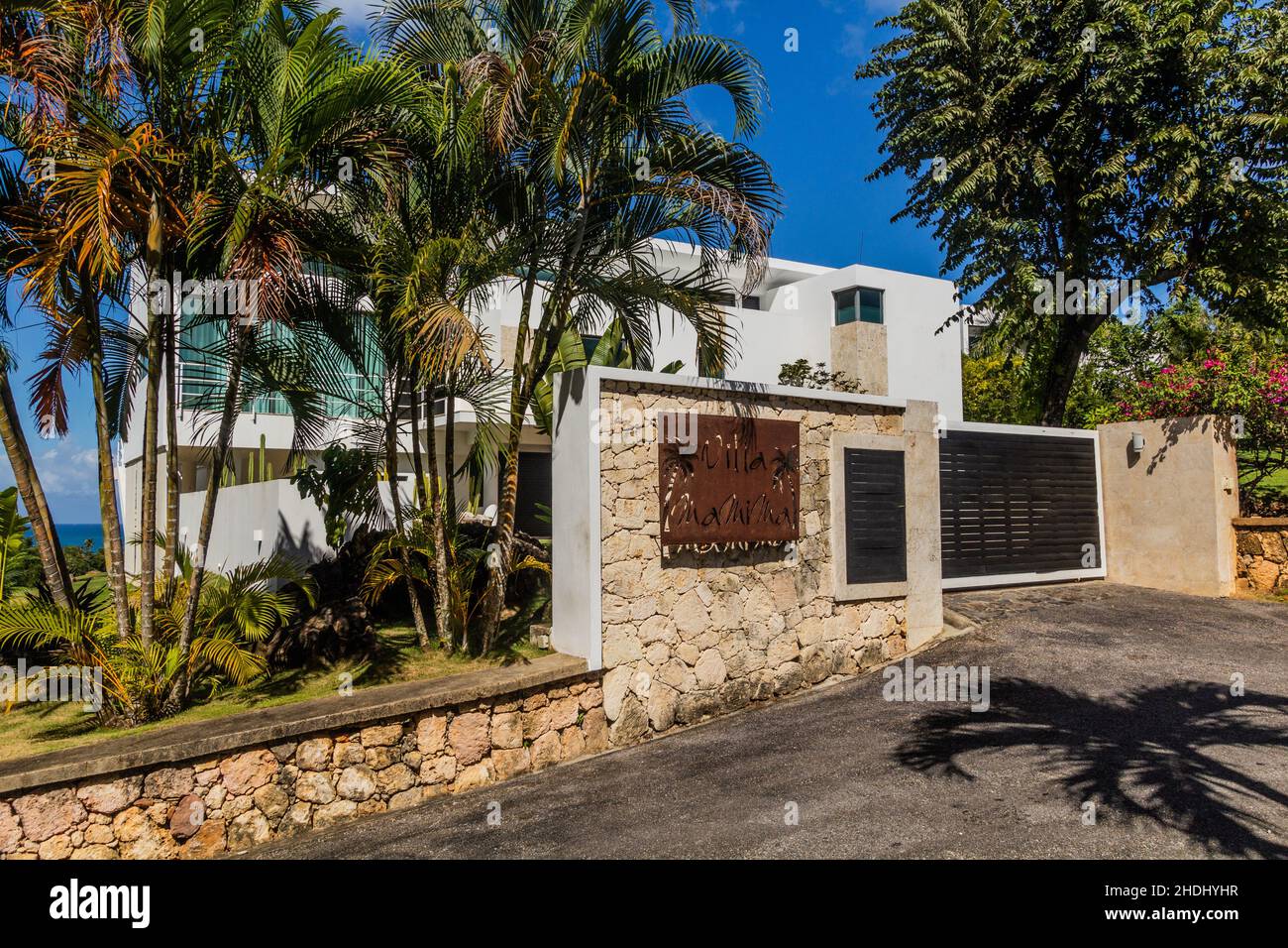 LAS TERRENAS, DOMINIKANISCHE REPUBLIK - 4. DEZEMBER 2018: Villa MaMiMa in Las Terrenas, Dominikanische Republik Stockfoto