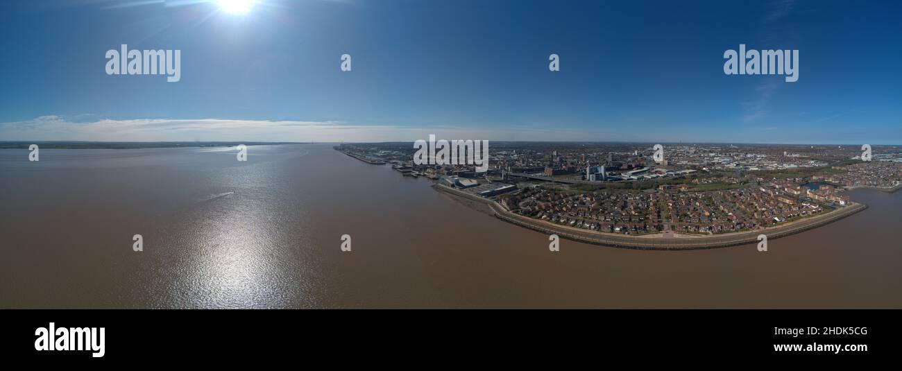 Breites Panorama der Uferpromenade von Kingston upon Hull Stockfoto