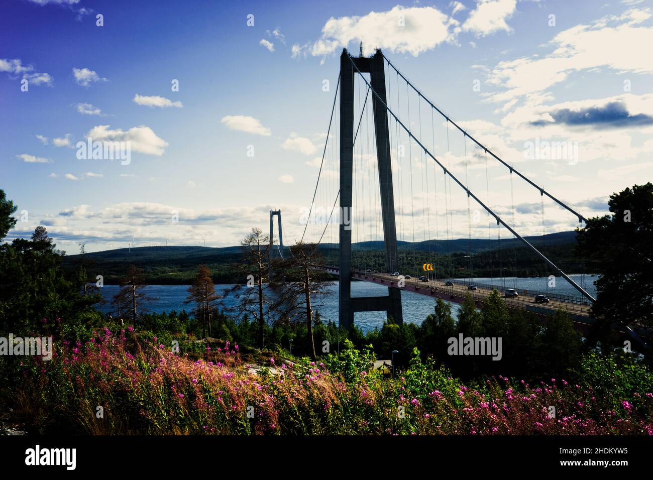 Die Hochküstenbrücke in Höga Kusten Stockfoto