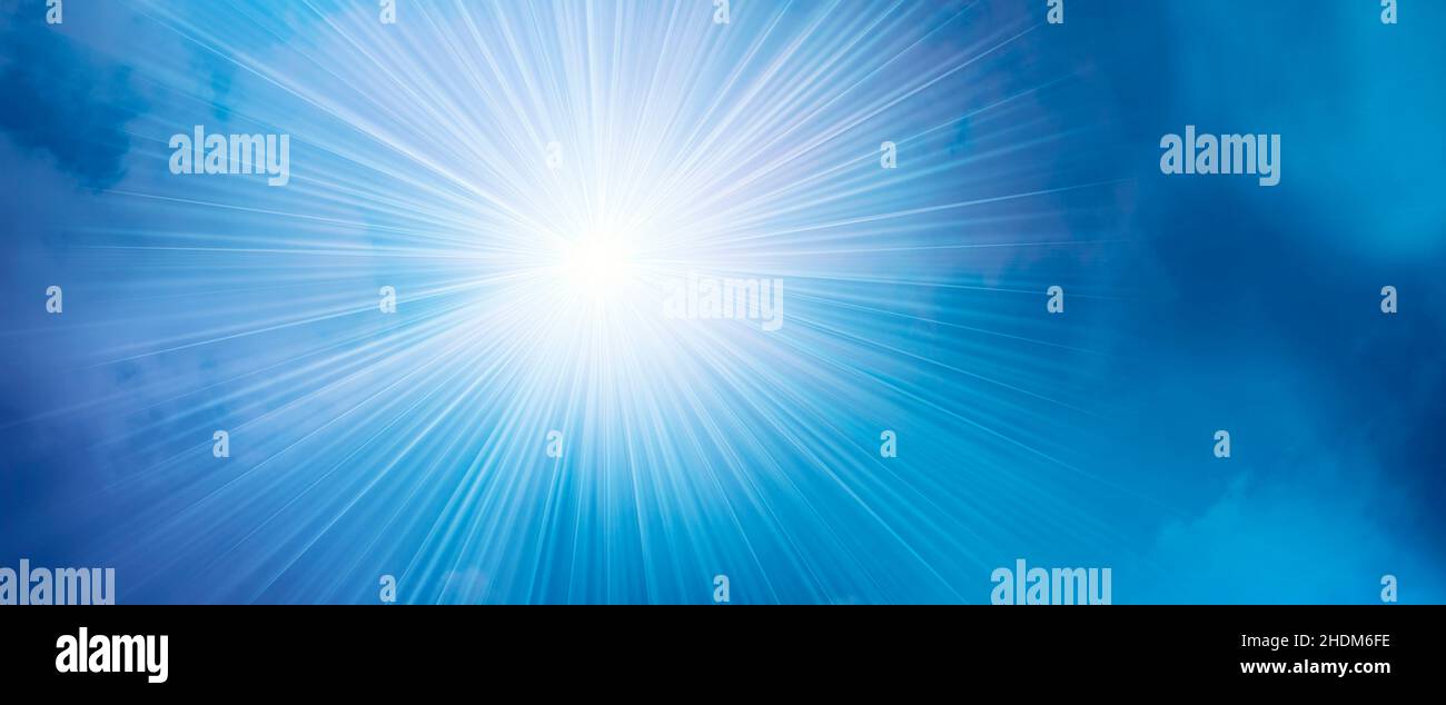 Sonnenstrahlen, Sonnenstrahlen, Sonnenstrahlen, Sonnenstrahlen, Sonnenstrahlen, Sonnenstrahlen Stockfoto