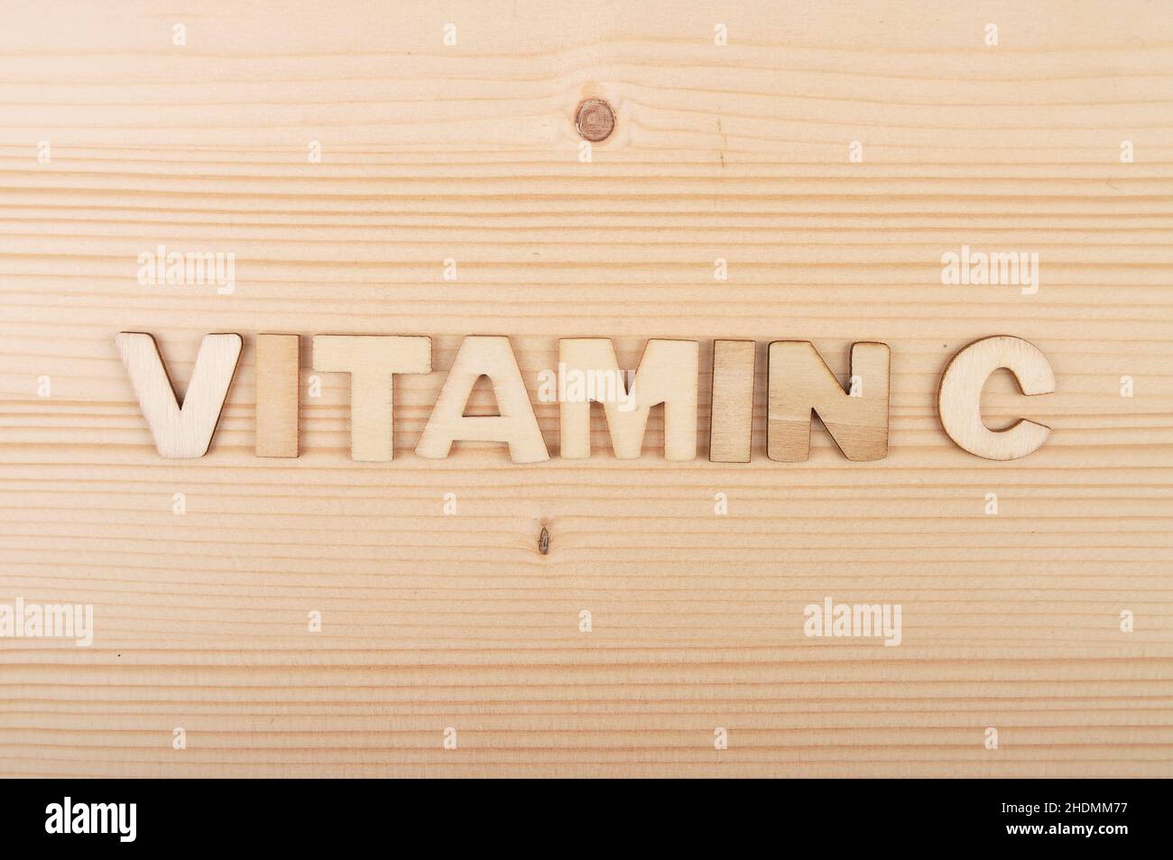 Vitamin C, Holzbuchstaben, Vitamin cs, Holzbuchstaben Stockfoto