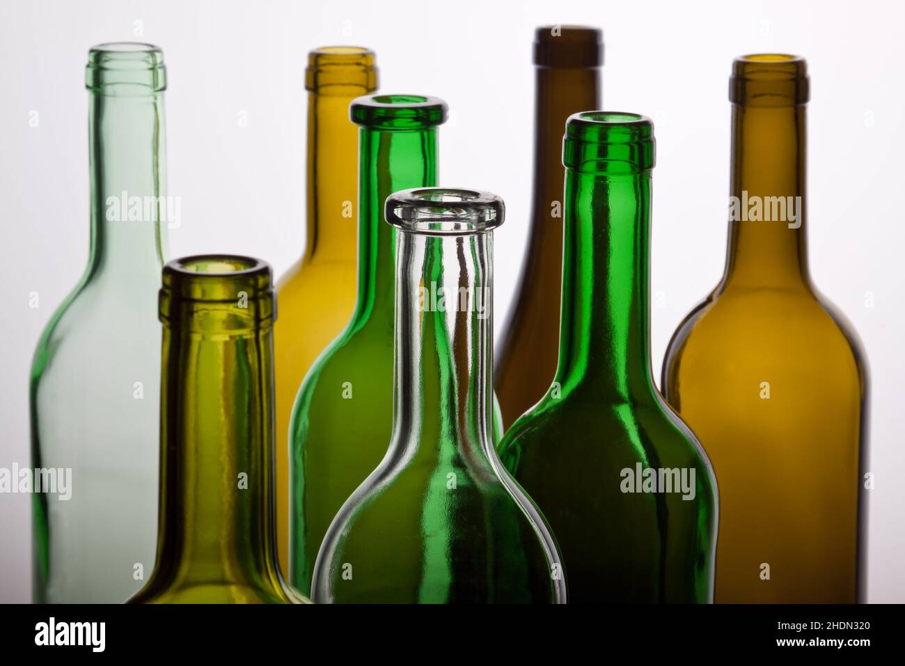 Glas, Flasche, Weinflasche, Glasware, zerbrochenes Glas, Flaschen, Weinflaschen Stockfoto