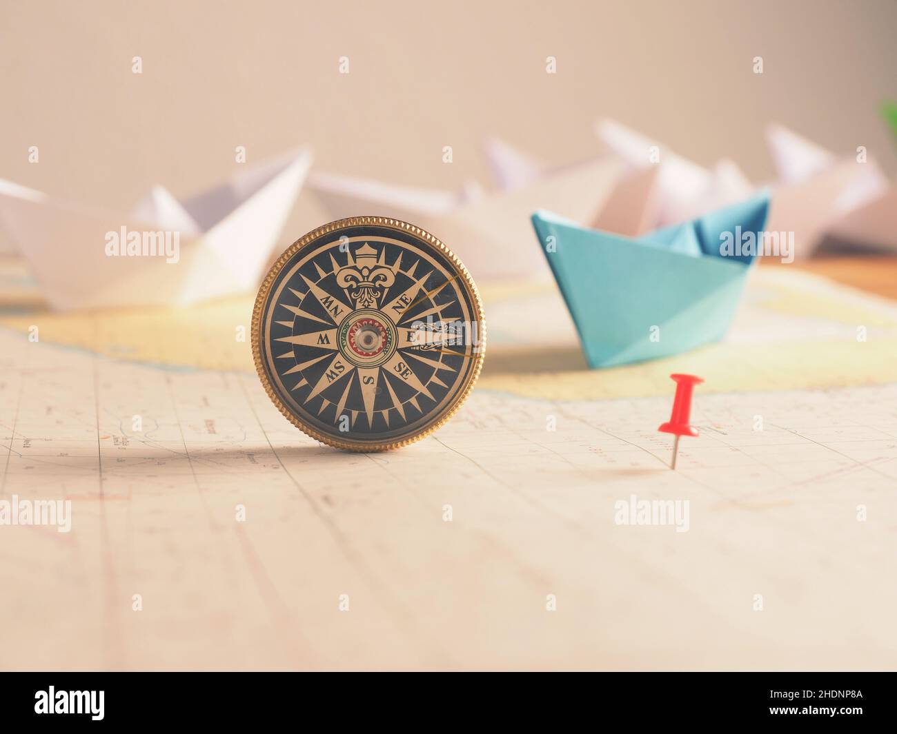 Kompass, Navigation, Kreuzschiff, Navigation, Kreuzschiffe Stockfoto