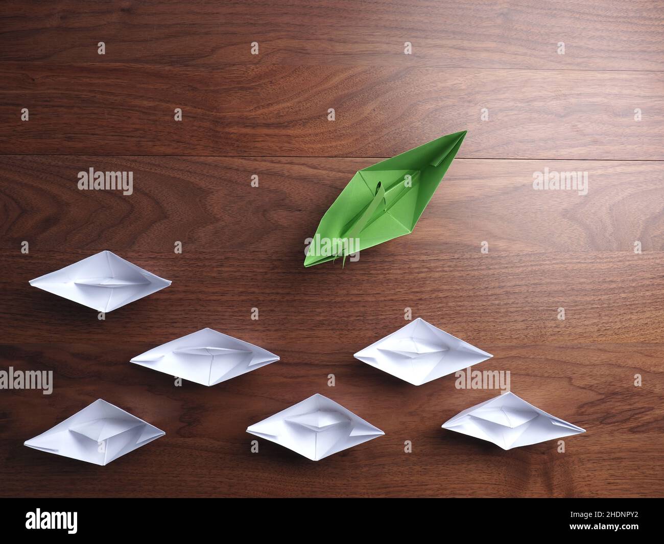 Richtung, Führung, Papierboote, Richtungen, Papierboot Stockfoto