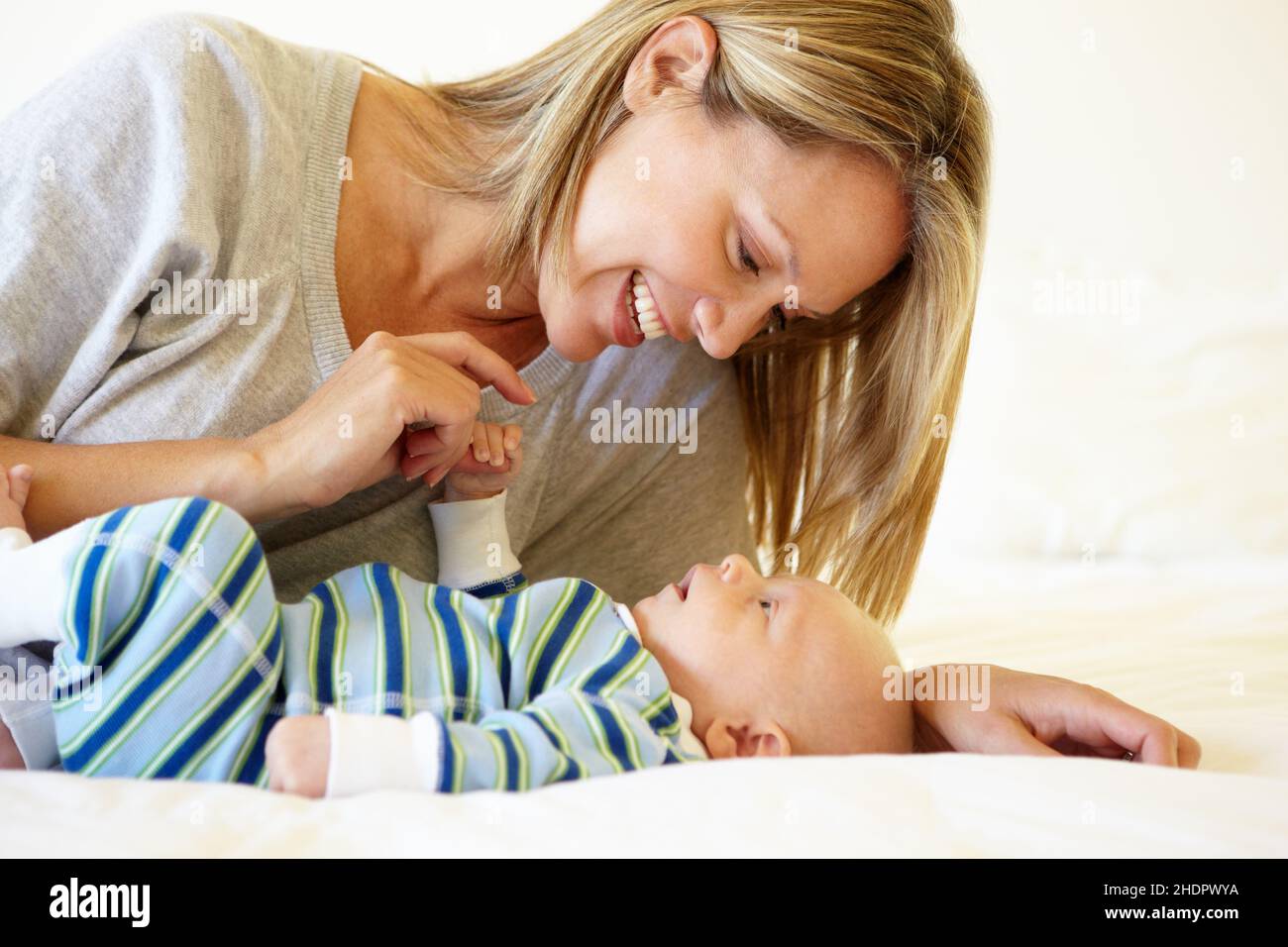 Baby, Mutter, Mutterliebe, maternity, Baby, Babys, menschliche Babys, Mama, Mütter, Mama, Mutter liebt, Maternitäten Stockfoto