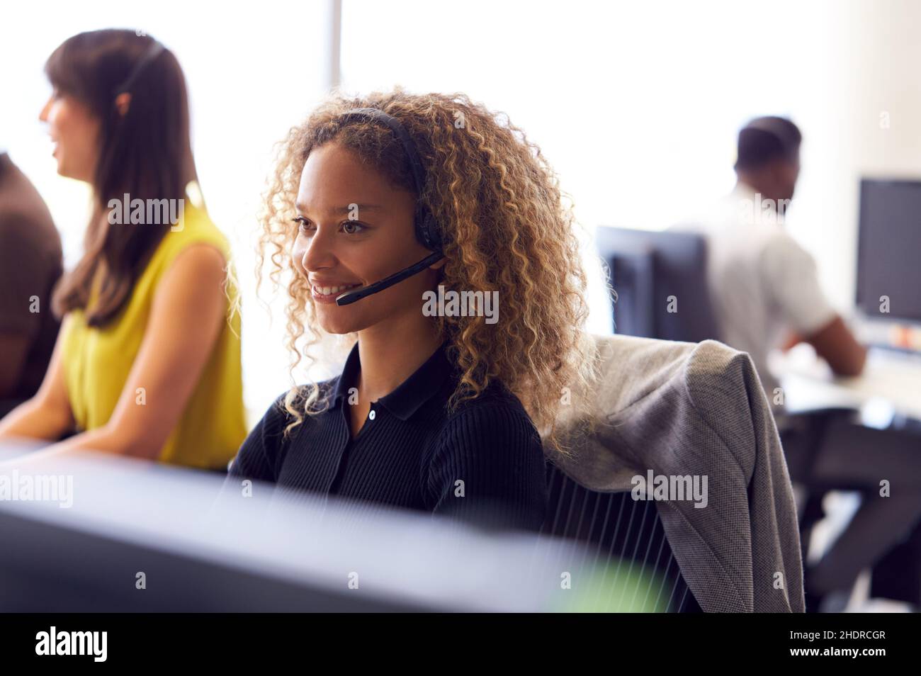 Call Center, Kundendienst, Großraumbüro, Call Center, Kundendienst, Büros Stockfoto