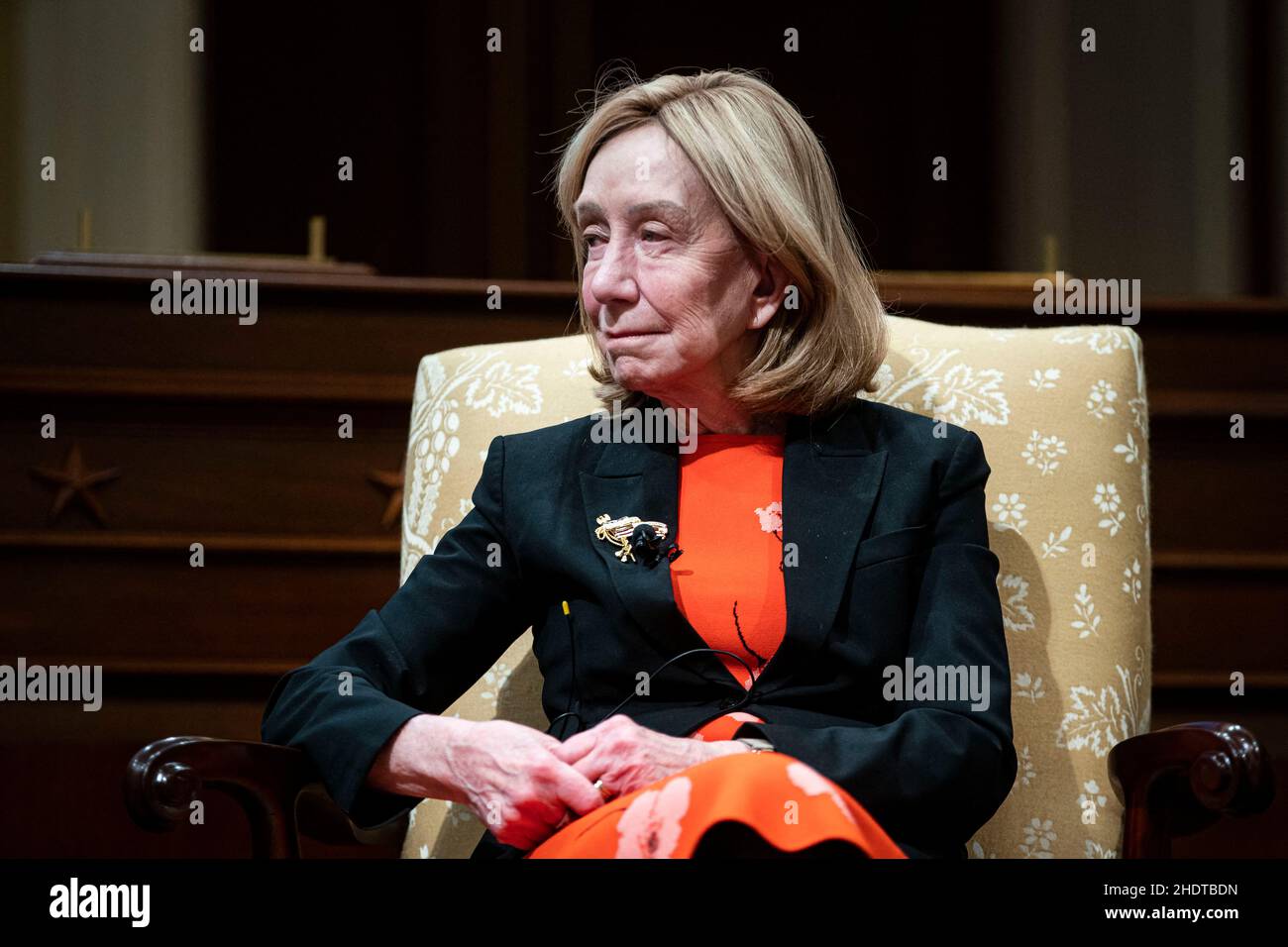 Die Historikerin Doris Kearns Goodwin lauscht während einer Diskussion mit der Bibliothekarin des Kongresses Carla Hayden und dem Historiker Jon Meacham, nicht abgebildet, am Donnerstag, dem 6. Januar 2022, auf dem Capitol Hill in Washington darüber, wie „die Erzählung vom 6th. Januar etabliert und bewahrt werden kann“. Foto von Al Drago/Pool/ABACAPRESS.COM) Stockfoto