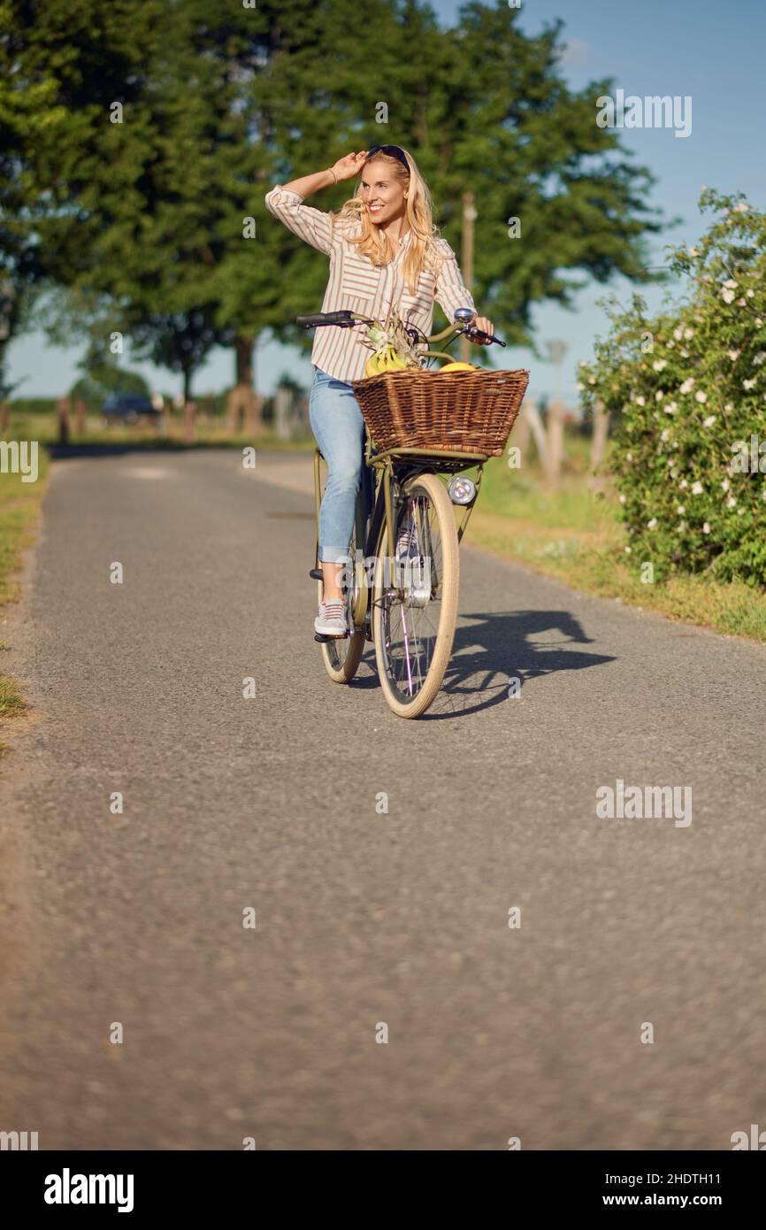 Unterwegs, Radfahren, Sommerurlaub, unterwegs, Sommerurlaub Stockfoto