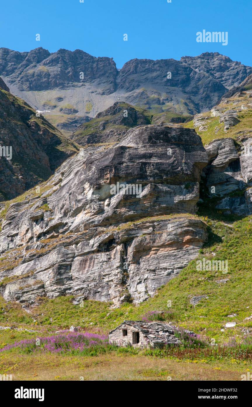 Verlassene Berghütte, Bonneval-sur-Arc, Haute-Maurienne, Savoie (73), Region Auvergne-Rhone-Alpes, Frankreich Stockfoto