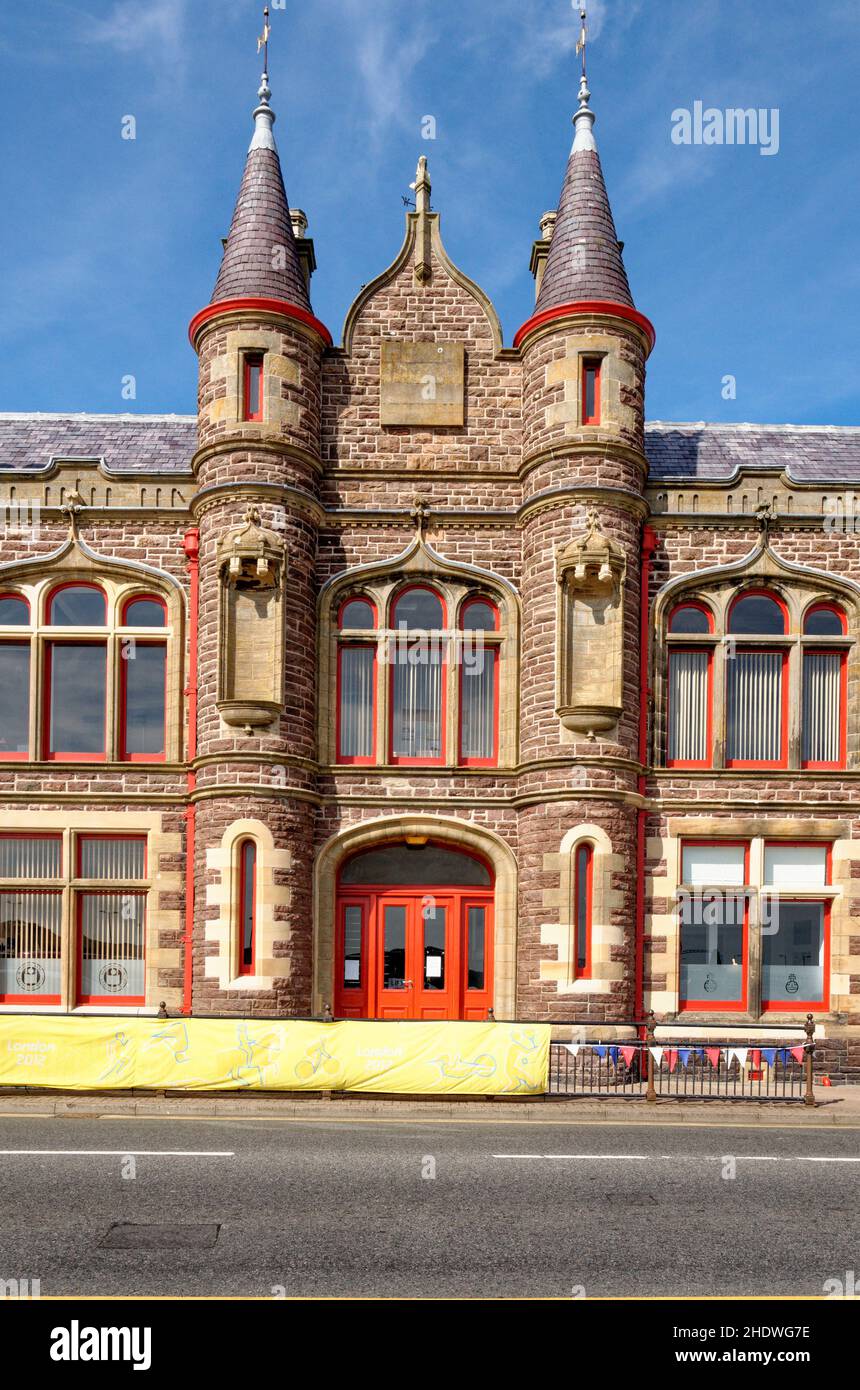 Rathaus von Stornoway, South Beach, Stornoway, Isle of Lewis, Äußere Hebriden, Schottland, Vereinigtes Königreich - 11th. August 2012 Stockfoto