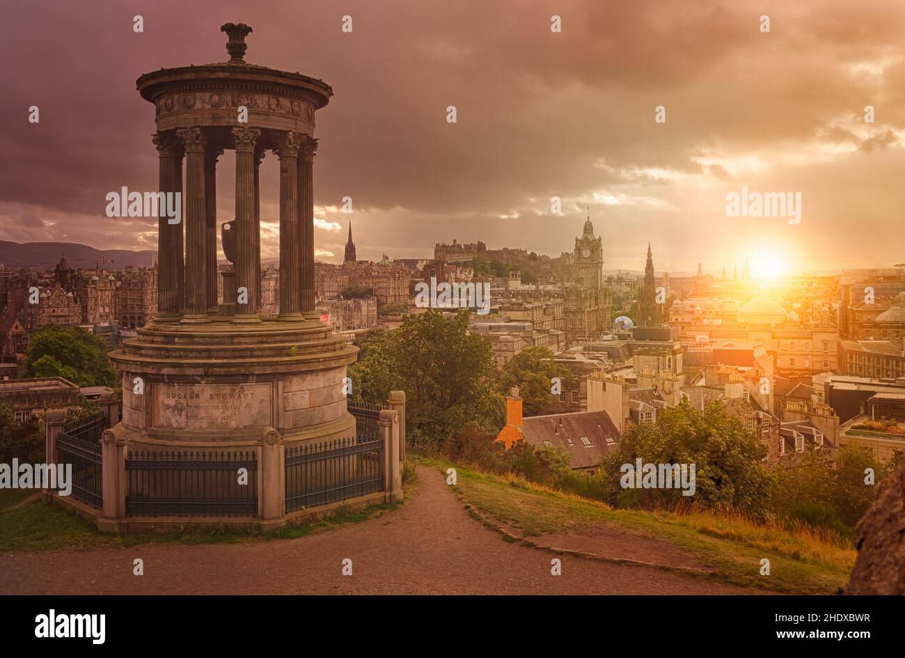 Sonnenuntergang, edinburgh, dugald stewart Monument, Sonnenuntergänge, edinburghs Stockfoto
