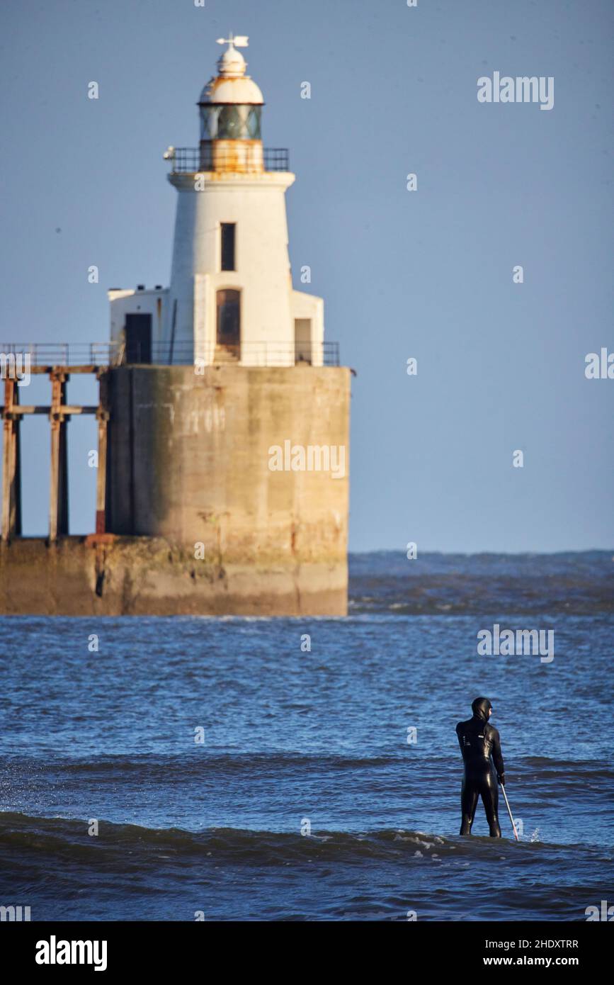 Blyth Harbour Lighthouse in Northumberland vom Blyth Beach Stockfoto