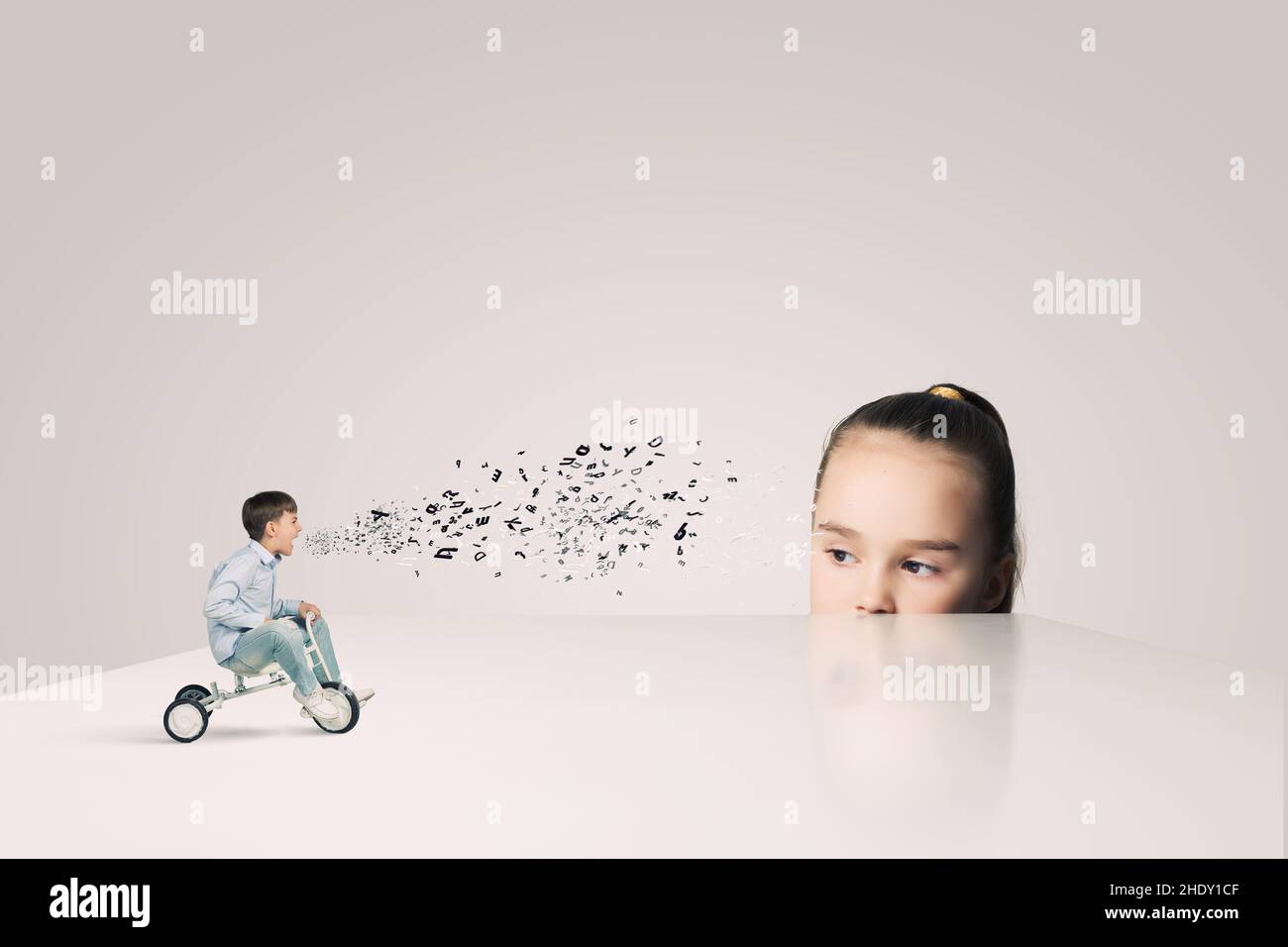 Schreiend, Kindheit, Kontroverse, Mobbing, Geschwister, Schrei, schreie, schreie, Kindheiten, Kinder, Kinder, Kinder, Kontroversen, Schläger, Mobbing Stockfoto