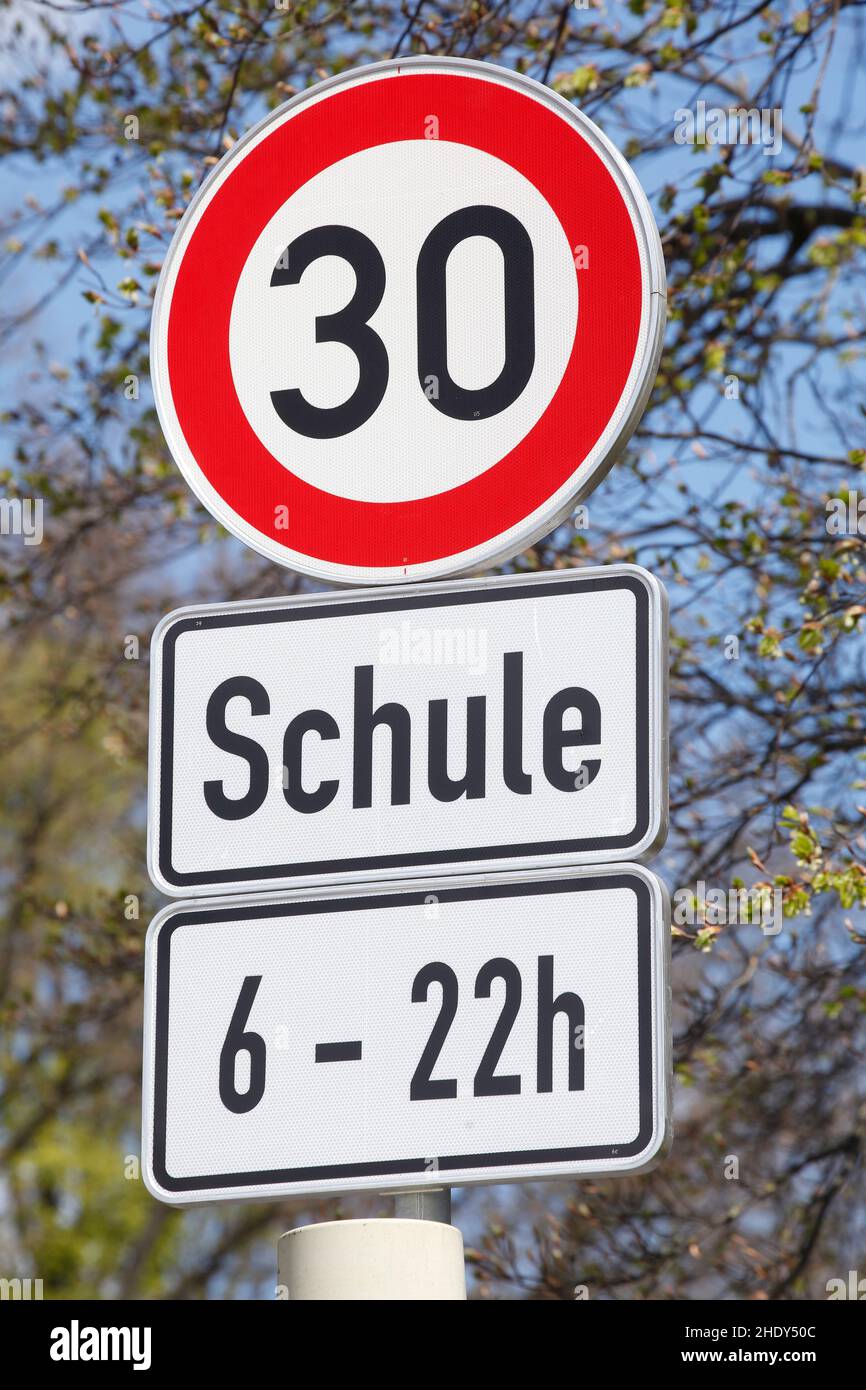 Schule, Verkehrszeichen, Geschwindigkeitsbegrenzung, Schulen, Verkehrszeichen, Straßenschilder, Verkehrsschilder, Geschwindigkeitsbegrenzungen Stockfoto