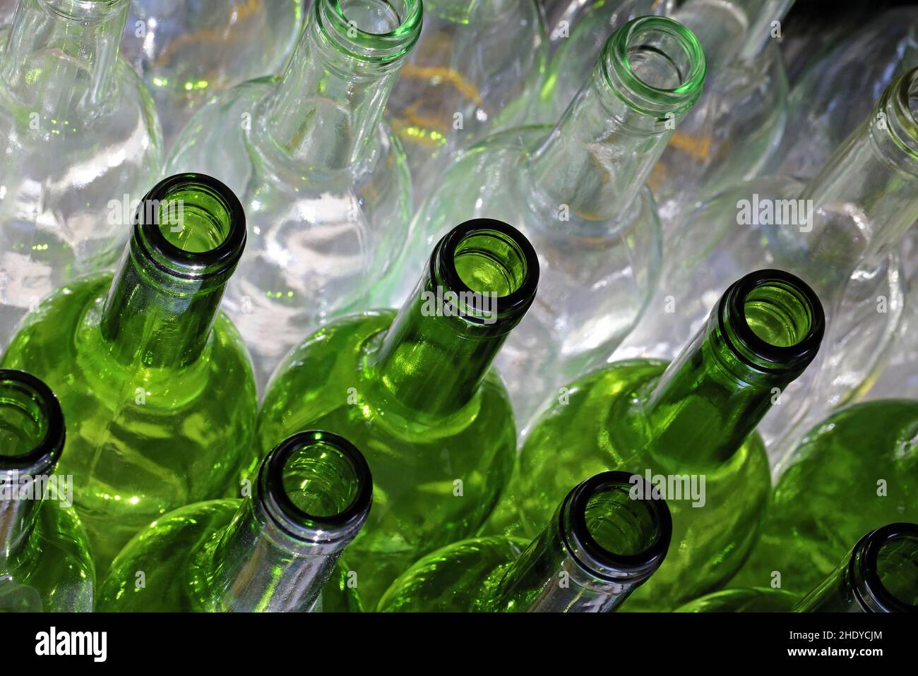Glasflasche, Glasflaschen, Glasgeschirr Stockfoto