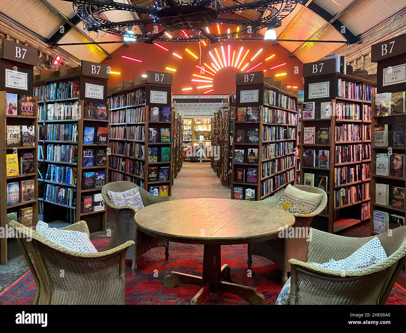Barter Books - ein Antiquariat in der historischen Marktstadt Alnwick in Northumberland, England. Es hat über 350.000 Besucher pro Jahr, 40% der w Stockfoto