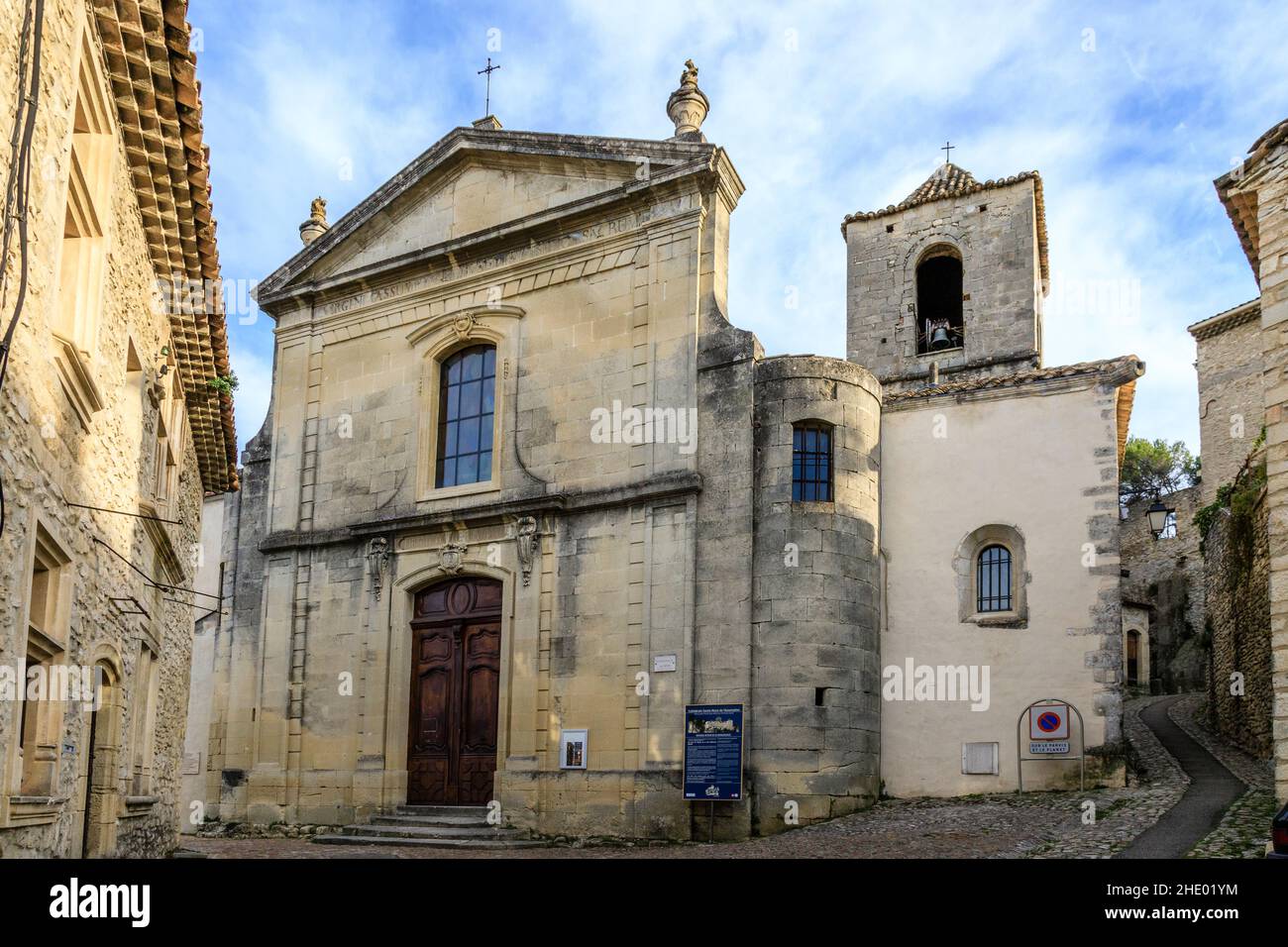 Frankreich, Vaucluse, Parc naturel regional du Mont-Ventoux (regionaler Naturpark Mont Ventoux), Vaison la Romaine, Sainte Marie de l'Assomption cathedra Stockfoto