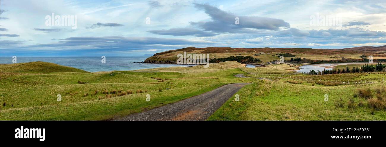 Der Weg zum Melvich Beach in Sutherland an der Nordküste Schottlands. Stockfoto