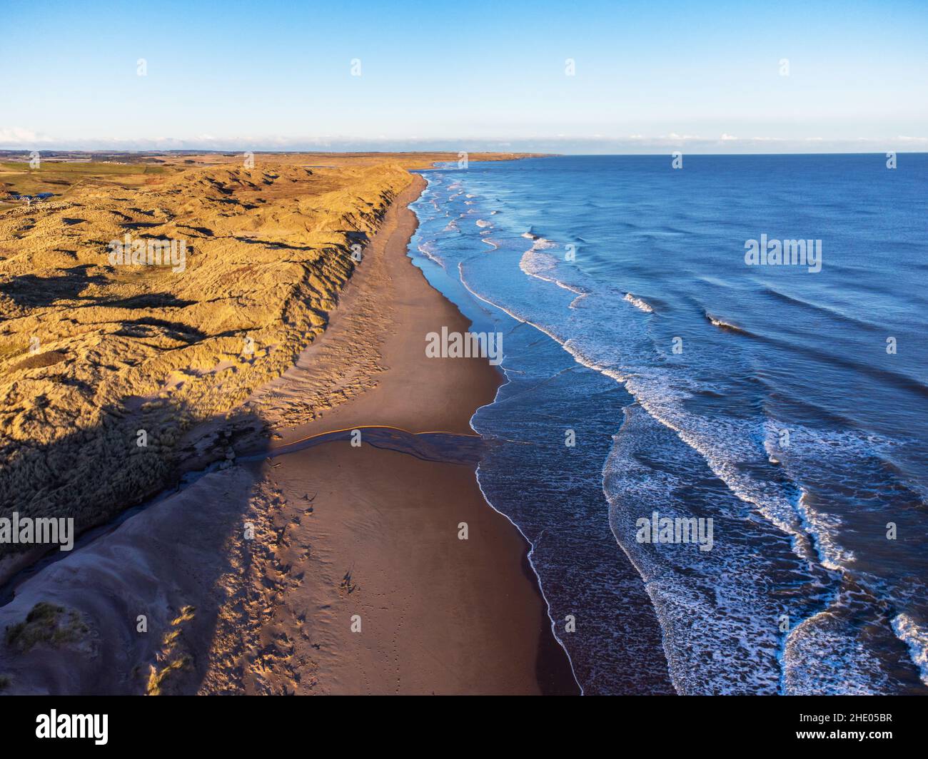 Sanddünen an der Küste am Newburgh Beach in Aberdeenshire, Schottland Stockfoto