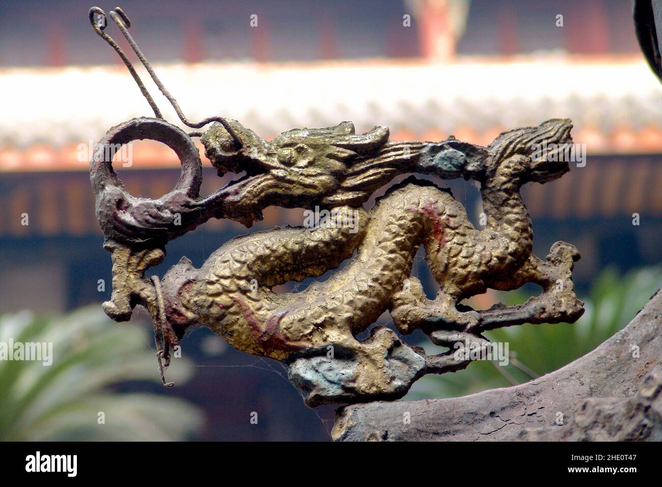 Nahaufnahme einer chinesischen Drachenskulptur Stockfoto