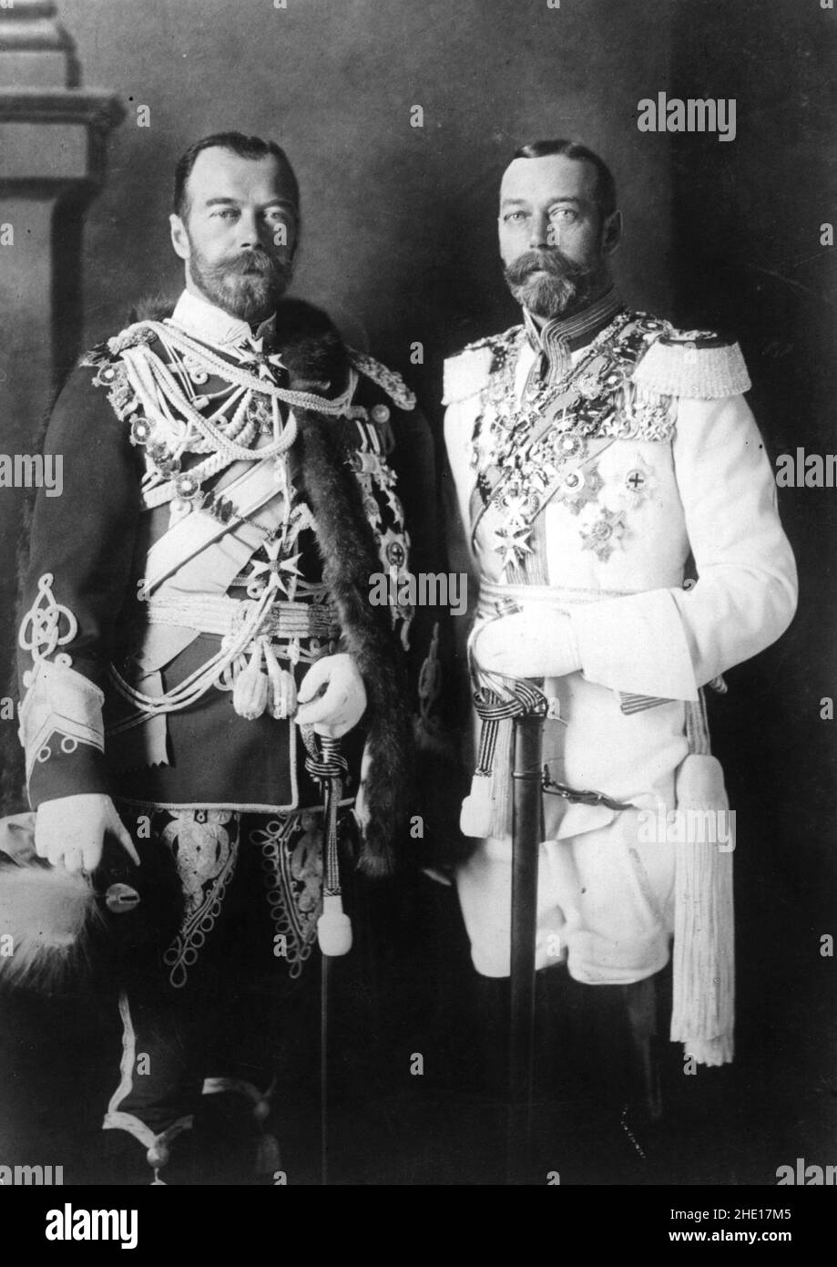 Die Romanow-Dynastie - Zar Nikolaus II. Und König Georg V. zeigen eine recht auffällige Familienähnlichkeit Stockfoto