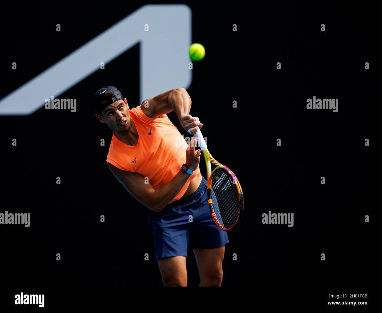 RAFAEL NADAL (ESP) übt am 3. Platz bei den Australian Open 2022 am Samstag, den 2022. Januar im Melbourne Park Stockfoto